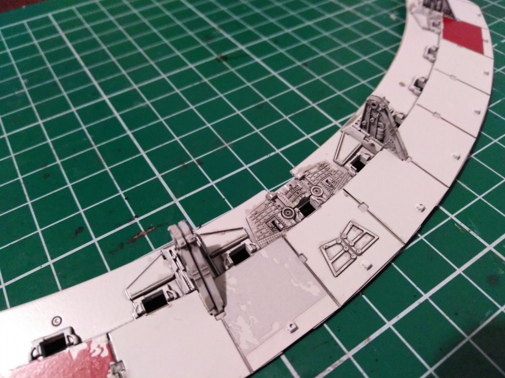 Bandai Star Wars 1/72 Perfect Grade Millennium Falcon (Plná velikost v novém okně) Bandai Star Wars 1/72 Perfect Grade Millennium Falcon