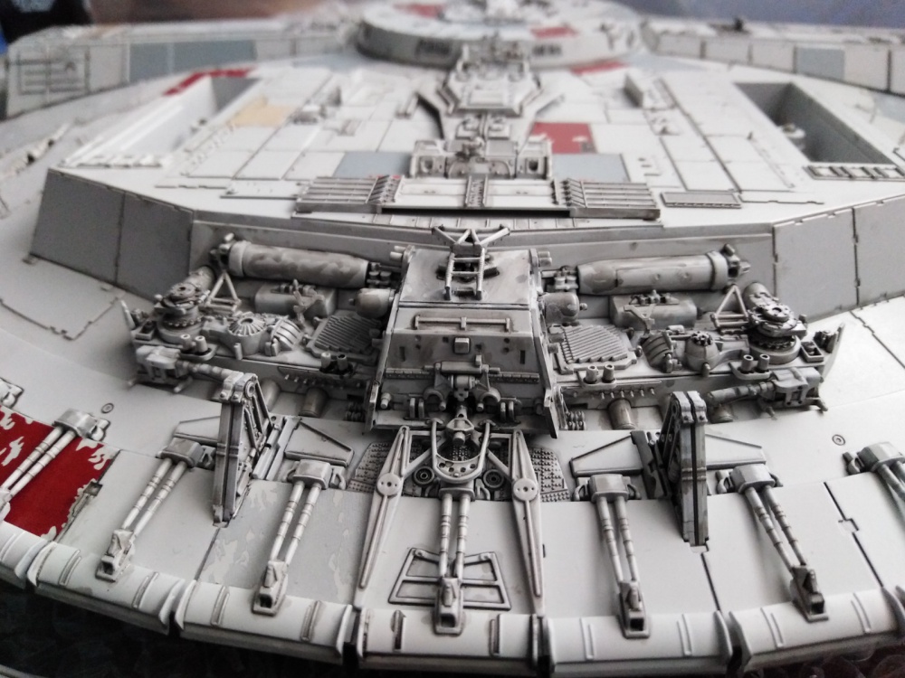 Bandai Star Wars 1/72 Perfect Grade Millennium Falcon (Plná velikost v novém okně) Bandai Star Wars 1/72 Perfect Grade Millennium Falcon