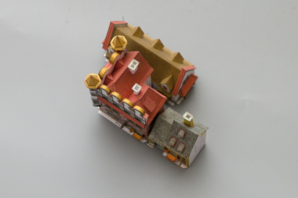 371447