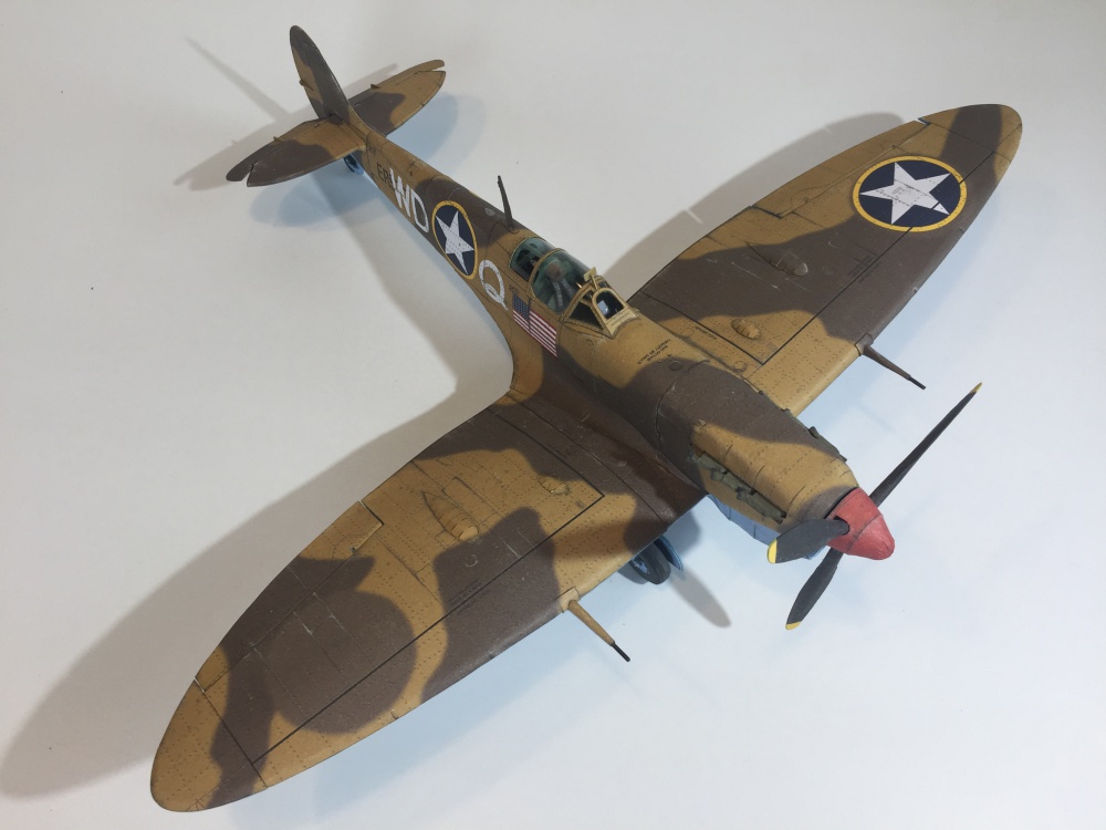 Supermarine Spitfire Vb Trop (Plná velikost v novém okně) Supermarine Spitfire Vb Trop