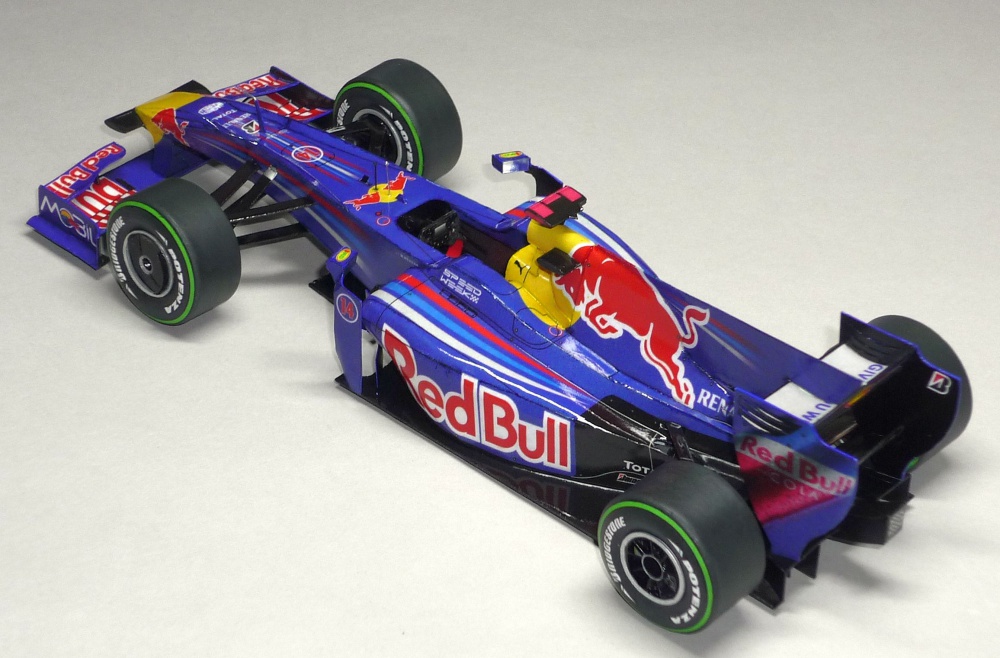 Red Bull RB5 - Mark Webber - 2009 (Plná velikost v novém okně) Red Bull RB5 - Mark Webber - 2009
