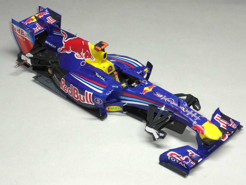 Red Bull RB6 - Sebastian Vettel - GP panělska 2010 (Plná velikost v novém okně) Red Bull RB6 - Sebastian Vettel - GP panělska 2010
