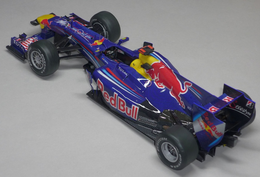 Red Bull RB6 - Sebastian Vettel - GP panělska 2010 (Plná velikost v novém okně) Red Bull RB6 - Sebastian Vettel - GP panělska 2010
