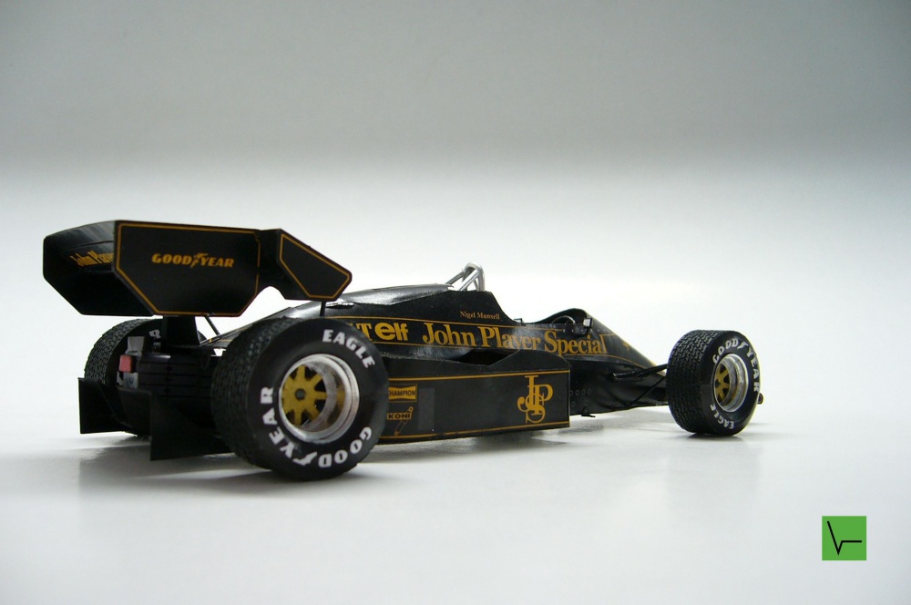 LOTUS 95T (Plná velikost v novém okně) LOTUS 95T