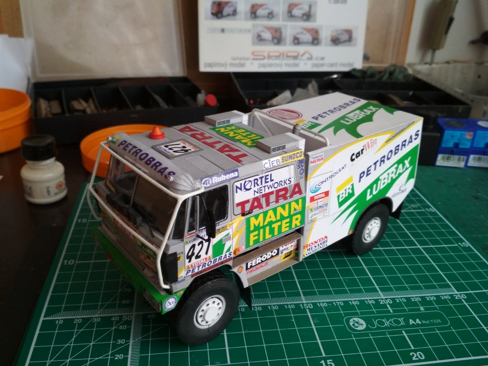 TATRA 815 4 X 4 Dakar 2001 (Pln� velikost v nov�m okn�) TATRA 815 4 X 4 Dakar 2001