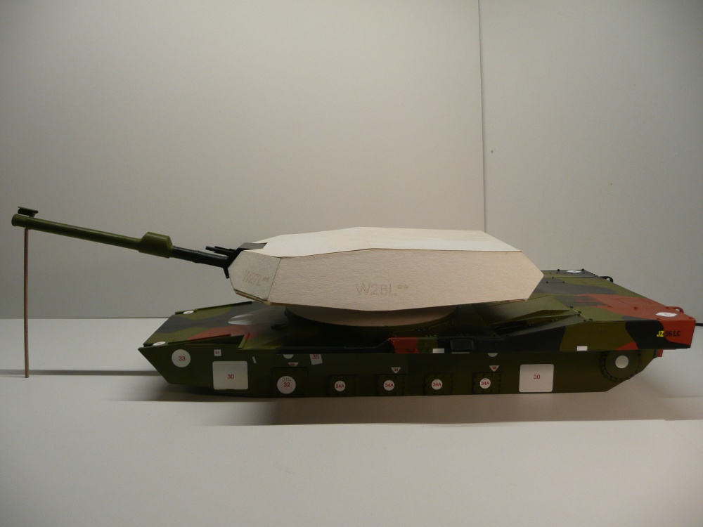 M1A2 Abrams (Plná velikost v novém okně) M1A2 Abrams