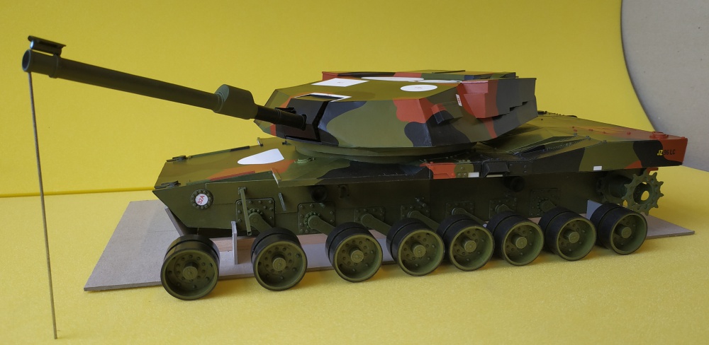 M1A2 Abrams (Plná velikost v novém okně) M1A2 Abrams