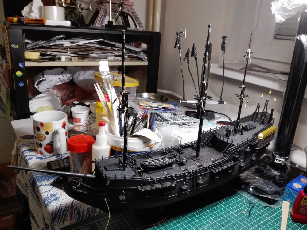 Revell Black Pearl 1:72 (Plná velikost v novém okně) Revell Black Pearl 1:72
