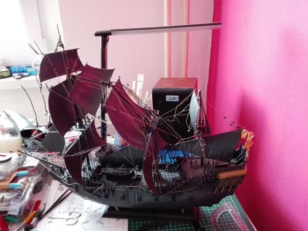 Revell Black Pearl 1:72 (Plná velikost v novém okně) Revell Black Pearl 1:72