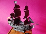 Revell Black Pearl 1:72