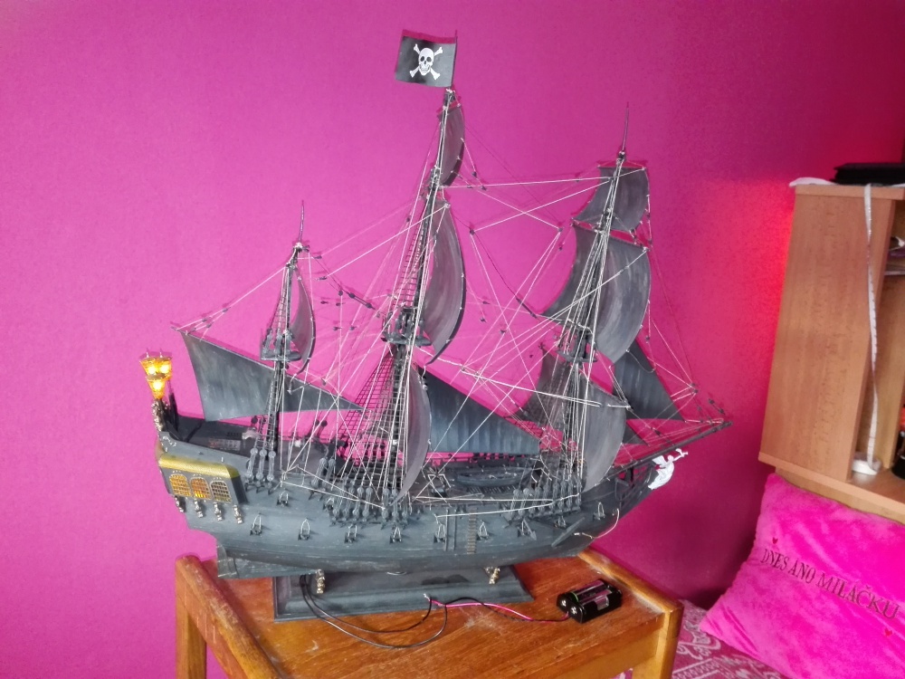 Revell Black Pearl 1:72 (Plná velikost v novém okně) Revell Black Pearl 1:72