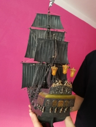 Revell Black Pearl 1:72