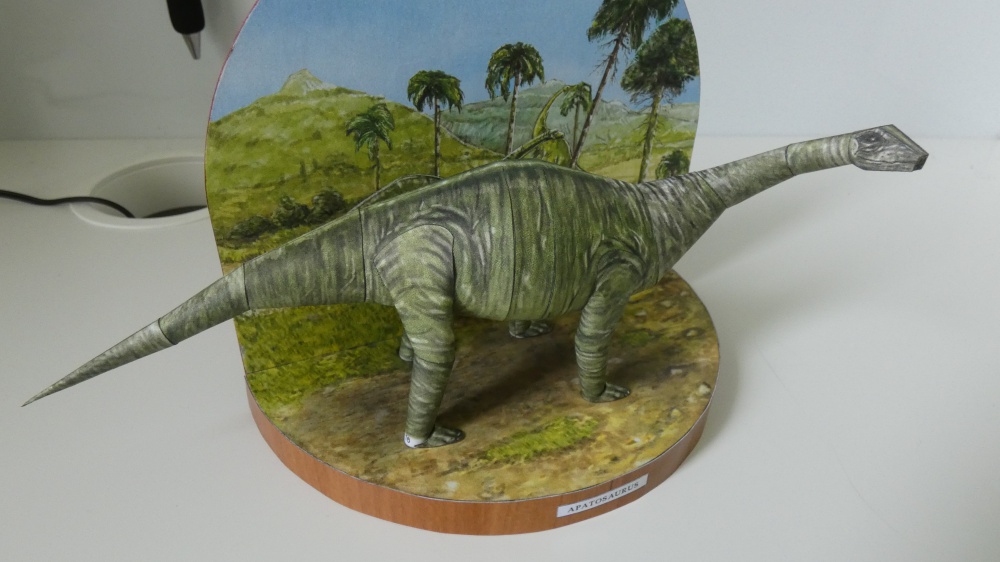 Apatosaurus (Plná velikost v novém okně) Apatosaurus