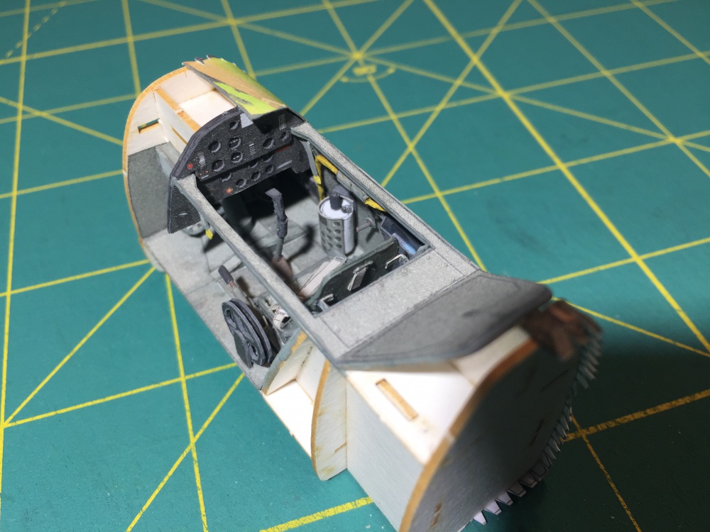 Messerschmitt Bf 109E-7 Trop (Plná velikost v novém okně) Messerschmitt Bf 109E-7 Trop