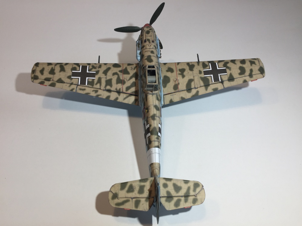 Messerschmitt Bf 109E-7 Trop (Plná velikost v novém okně) Messerschmitt Bf 109E-7 Trop