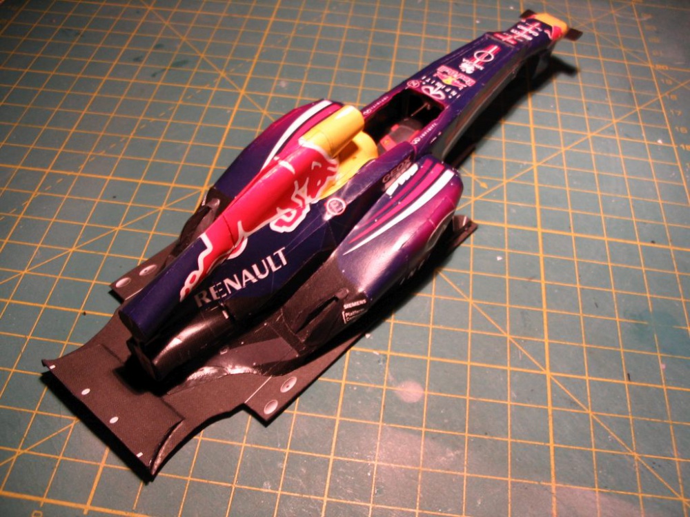 Red Bull RB9, Malajzia 2013 (Plná velikost v novém okně) Red Bull RB9, Malajzia 2013