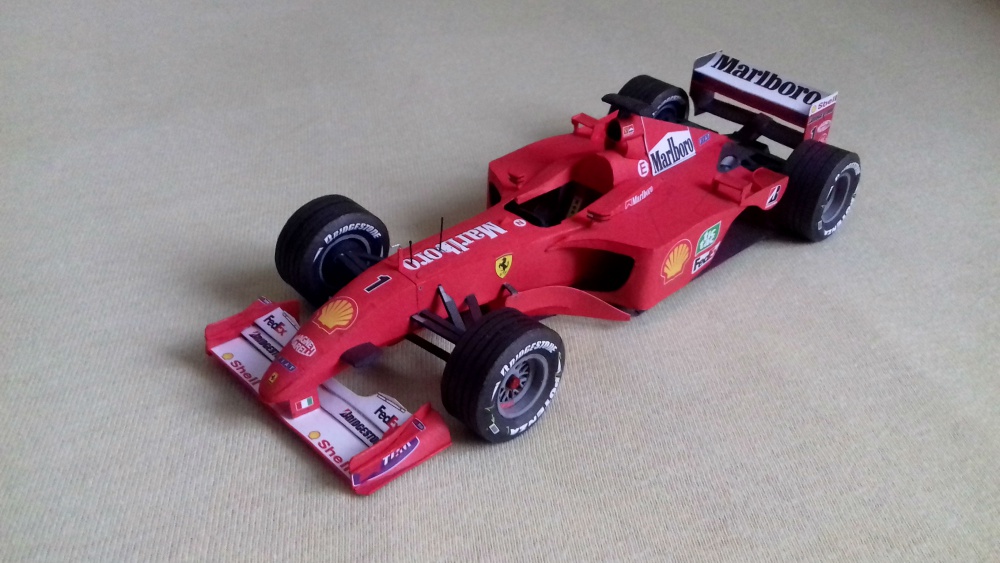 Ferrari F2001 - Michael Schumacher (Pln� velikost v nov�m okn�) Ferrari F2001 - Michael Schumacher