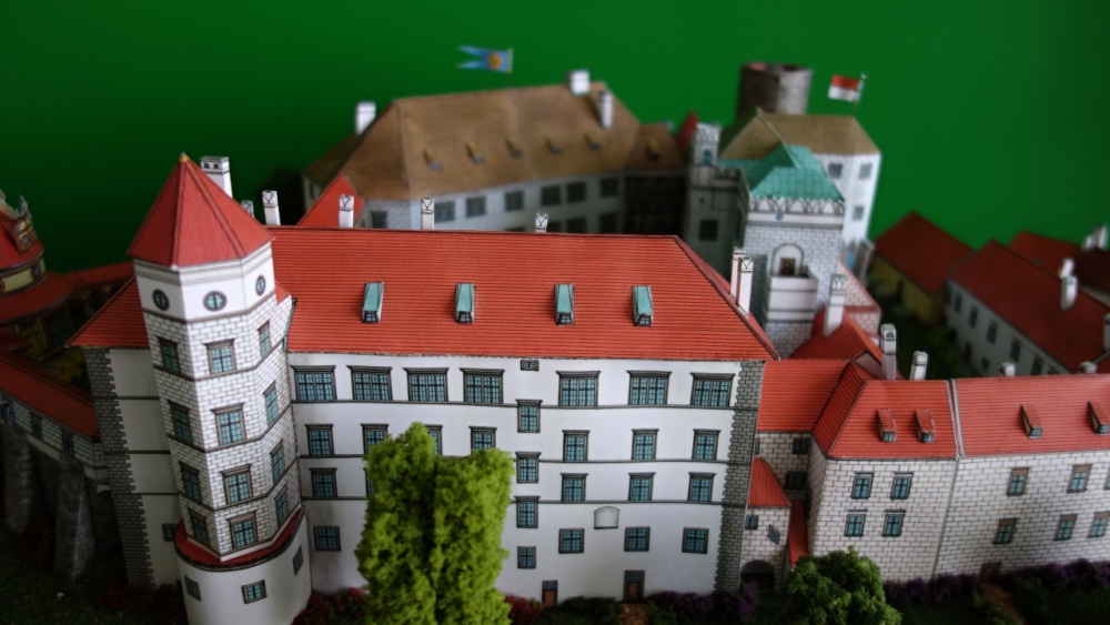 Hrad a zámek Jindřichův Hradec (Plná velikost v novém okně) Hrad a zámek Jindřichův Hradec