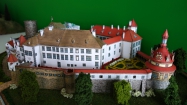 Hrad a z�mek Jind�ich�v Hradec