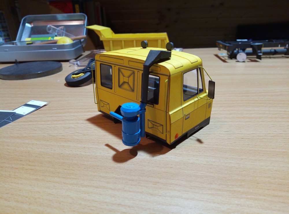 344746