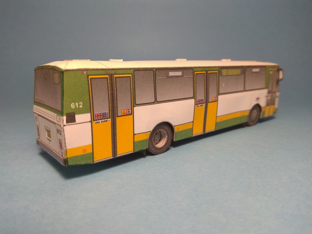 381318