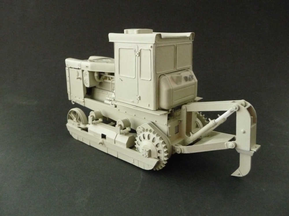 Dozer ČTZ-130 (Plná velikost v novém okně) Dozer ČTZ-130