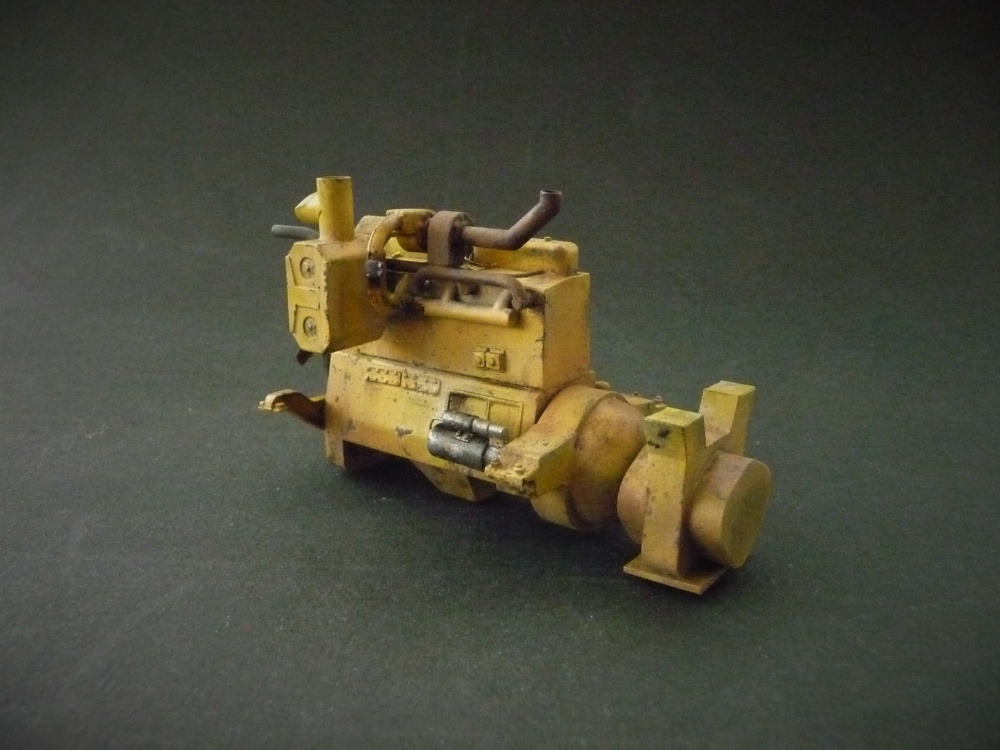 Dozer ČTZ-130 (Plná velikost v novém okně) Dozer ČTZ-130