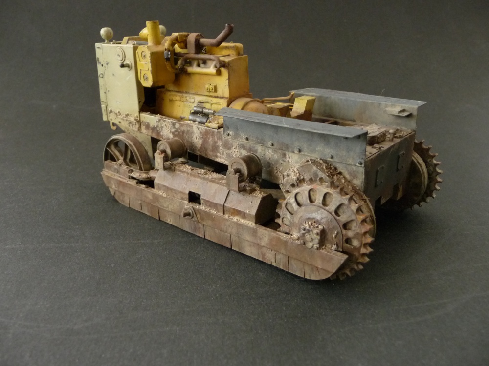Dozer ČTZ-130 (Plná velikost v novém okně) Dozer ČTZ-130