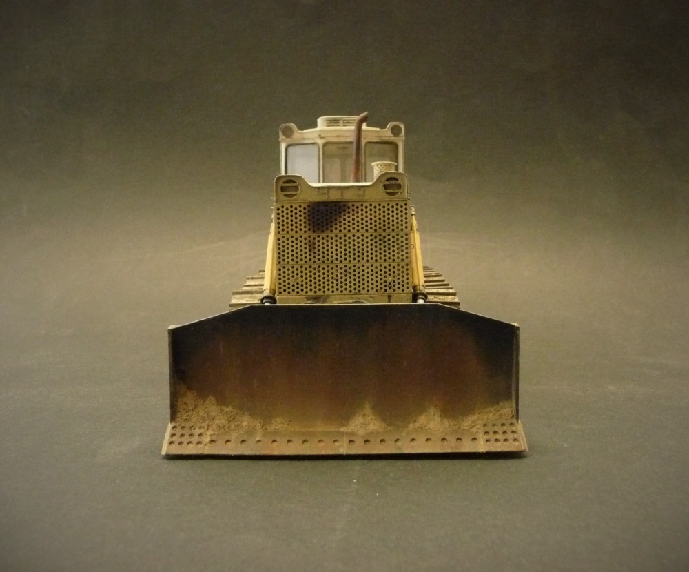 Dozer ČTZ-130 (Plná velikost v novém okně) Dozer ČTZ-130