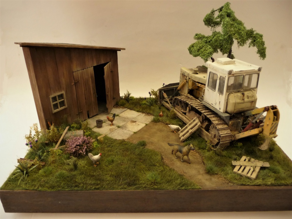 Dozer ČTZ-130 (Plná velikost v novém okně) Dozer ČTZ-130