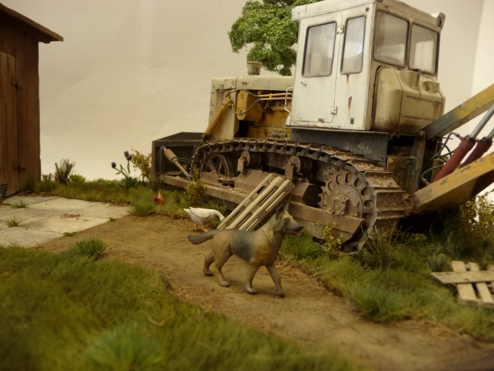 Dozer ČTZ-130 (Plná velikost v novém okně) Dozer ČTZ-130
