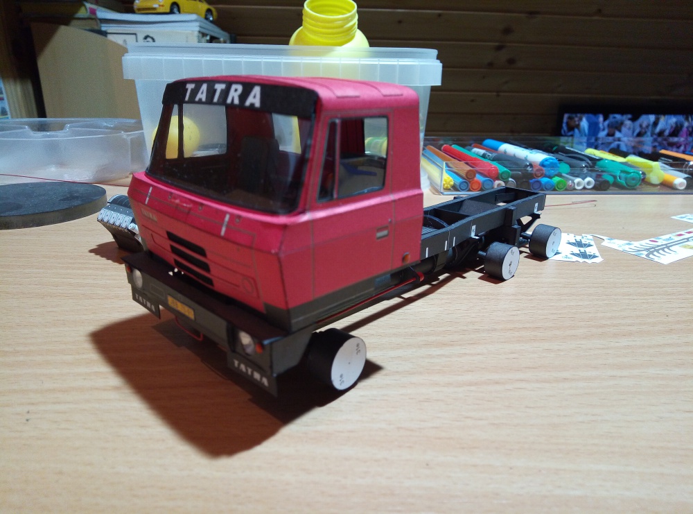 353032