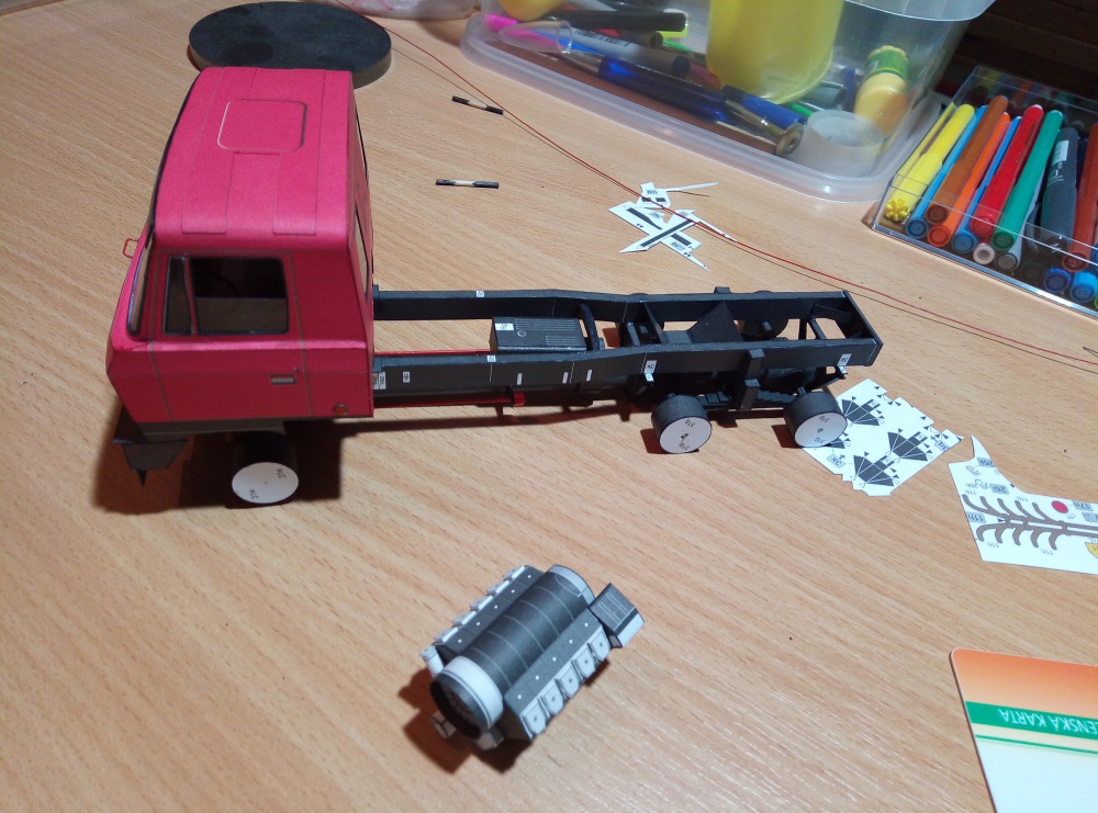 353033