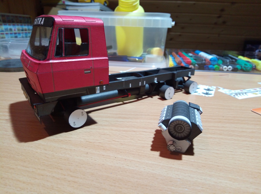 353034