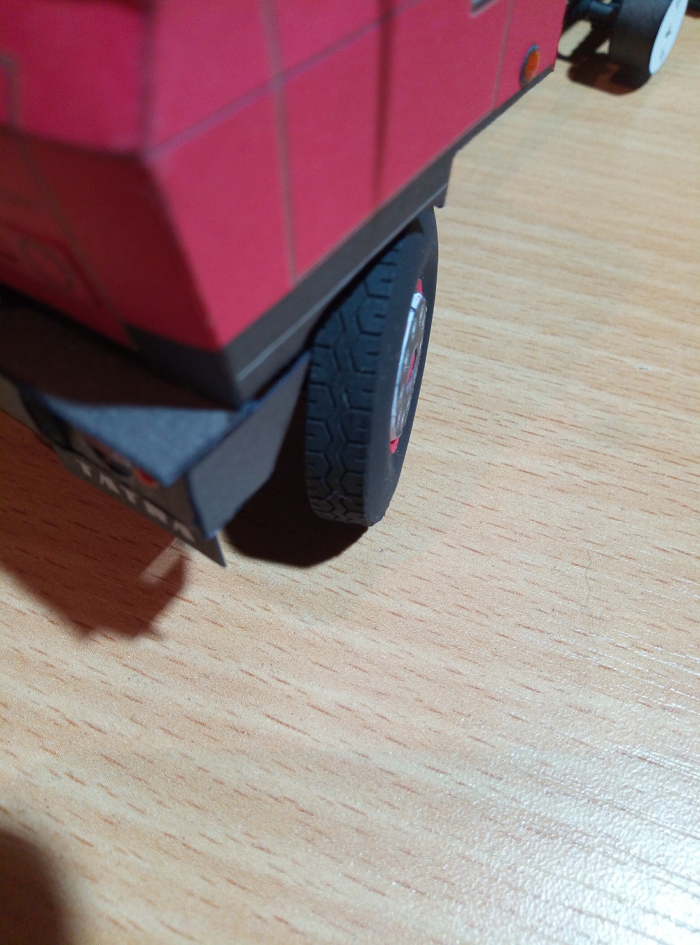 353061