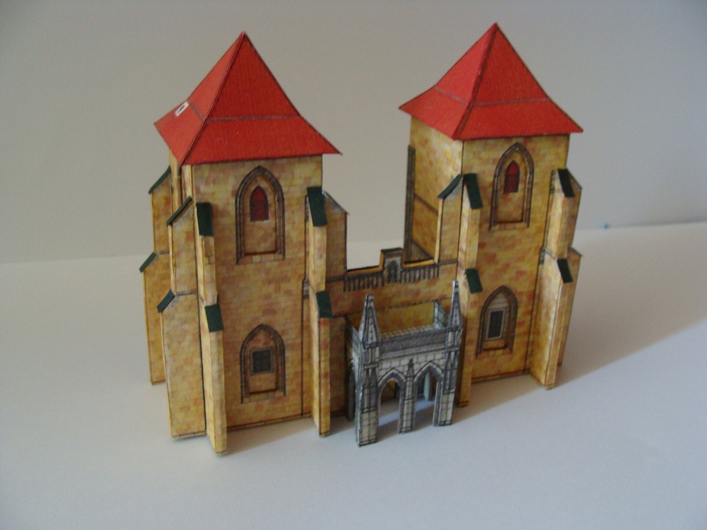 brána kostela Sv.Marie Pod řetězem (Plná velikost v novém okně) brána kostela Sv.Marie Pod řetězem
