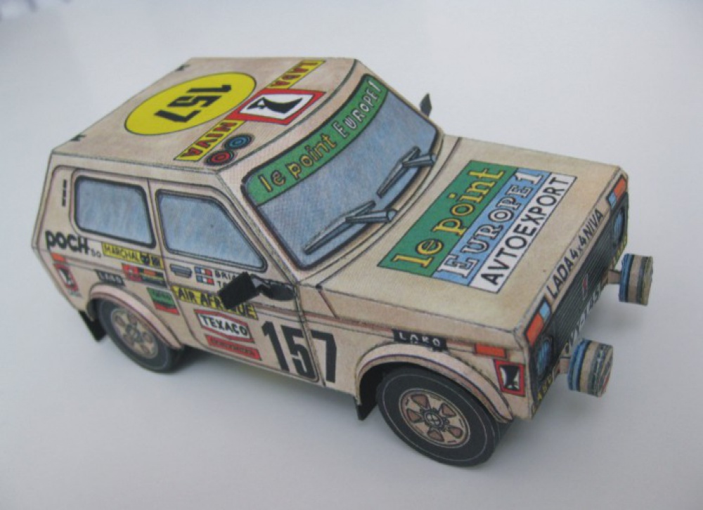 Lada Niva, Dakar (Plná velikost v novém okně) Lada Niva, Dakar