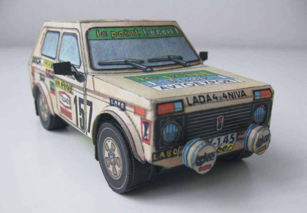 Lada Niva, Dakar (Plná velikost v novém okně) Lada Niva, Dakar