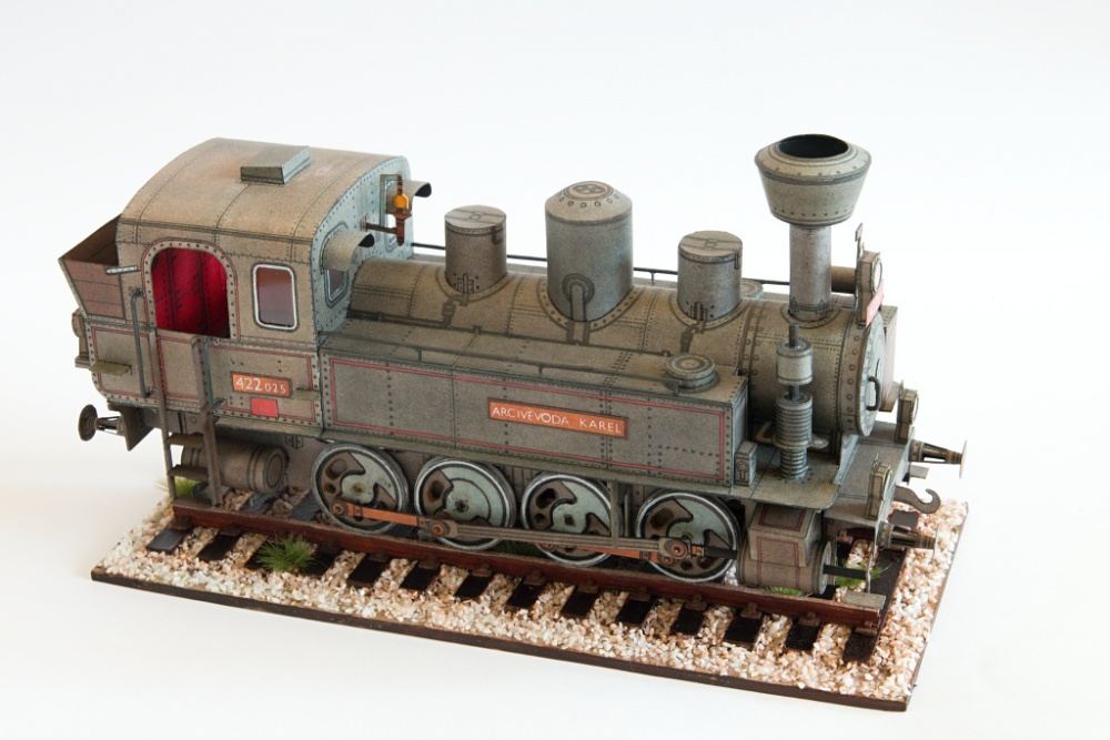 349354