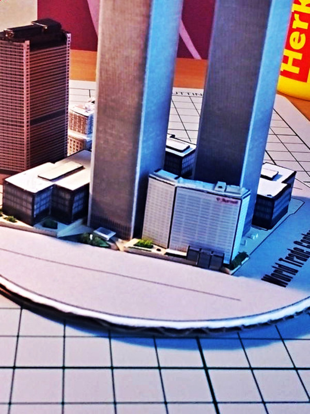 World Trade Center (WTC), Twin Towers - miniature scale model - 1:4400 (Plná velikost v novém okně) World Trade Center (WTC), Twin Towers - miniature scale model - 1:4400