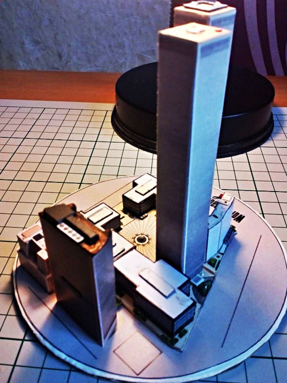 World Trade Center (WTC), Twin Towers - miniature scale model - 1:4400 (Plná velikost v novém okně) World Trade Center (WTC), Twin Towers - miniature scale model - 1:4400