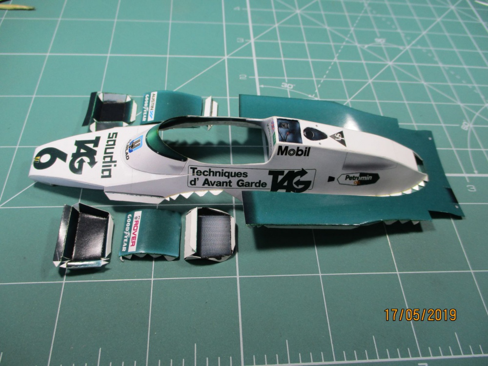 Williams FW08 (Plná velikost v novém okně) Williams FW08