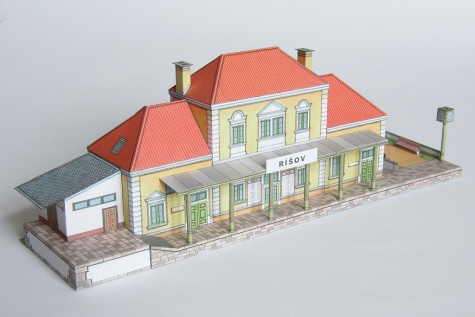 Nádraží a vlak z počátku 20. století Nádraží a vlak z počátku 20. století