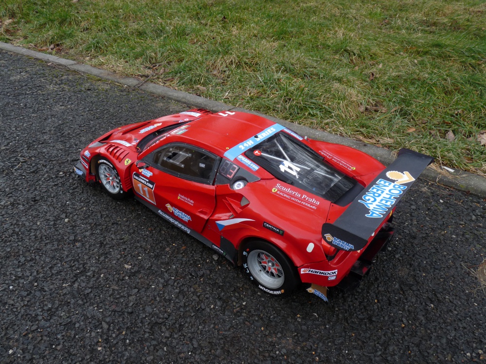 360527