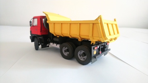 Tatra 815 S1A RW Tatra 815 S1A RW