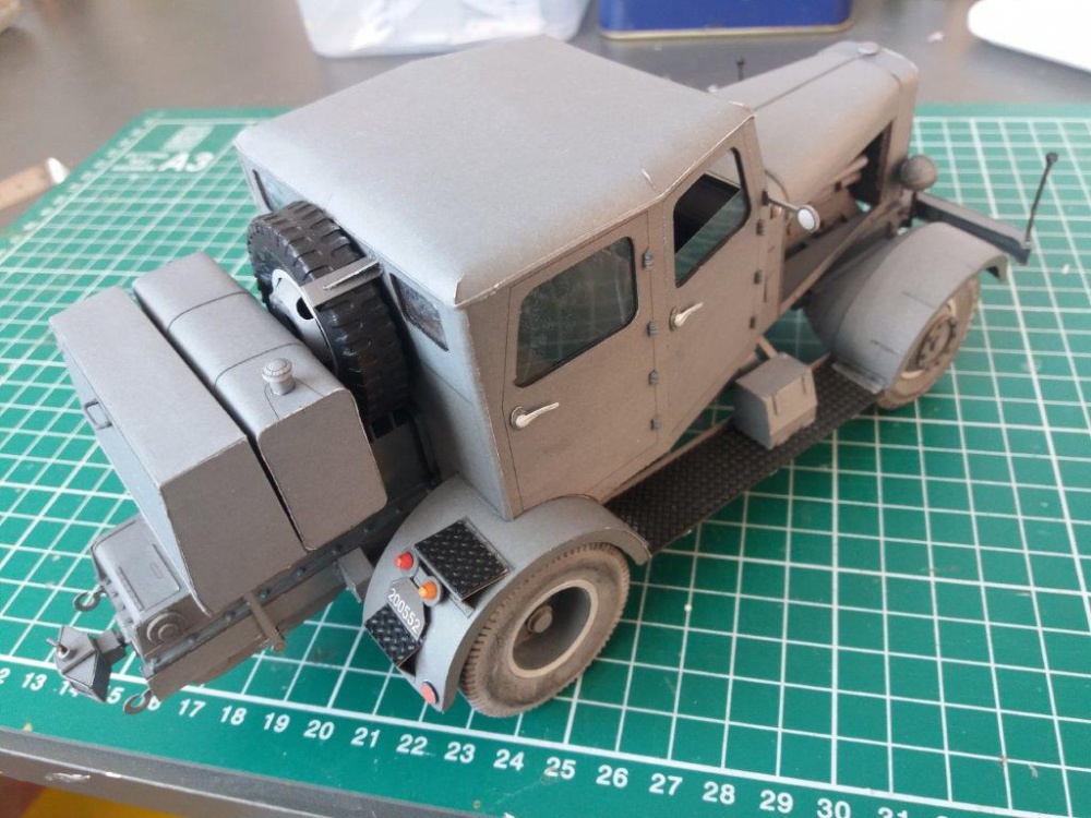 V2 + HANOMAG SS100 (Plná velikost v novém okně) V2 + HANOMAG SS100