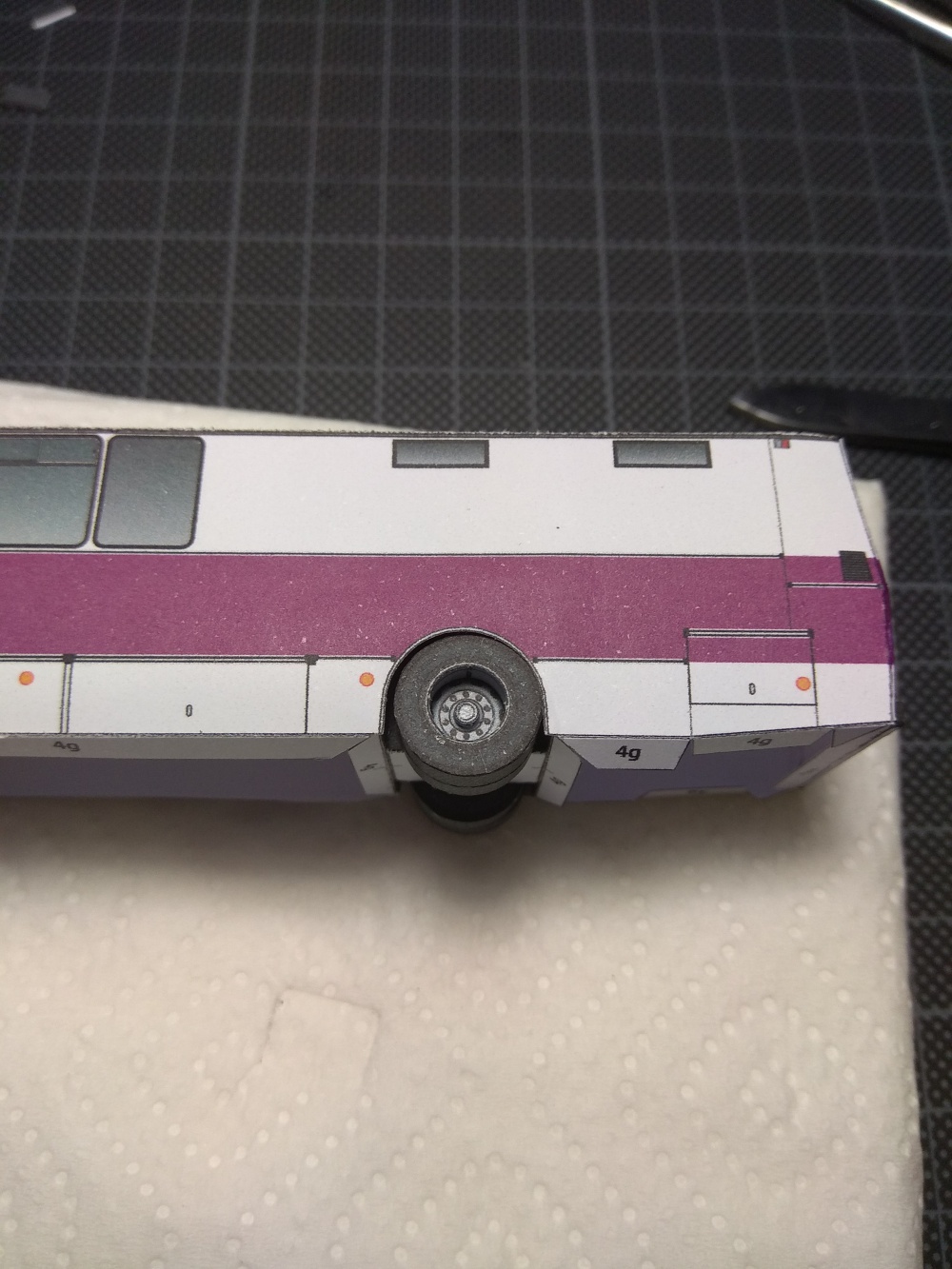 350102