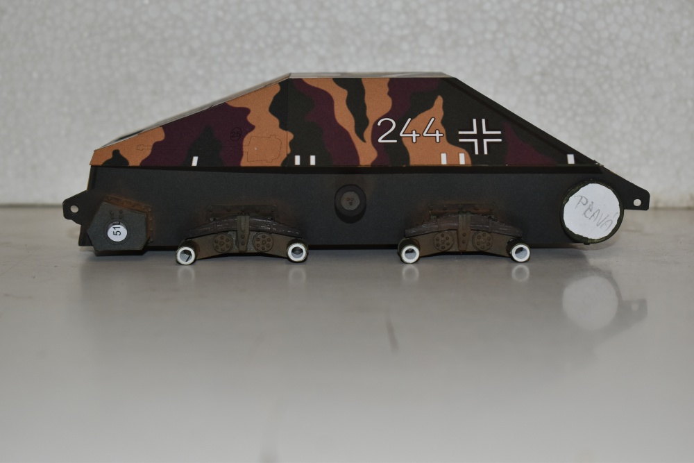 Jagdpanzer 38(t) Hetzer (Plná velikost v novém okně) Jagdpanzer 38(t) Hetzer