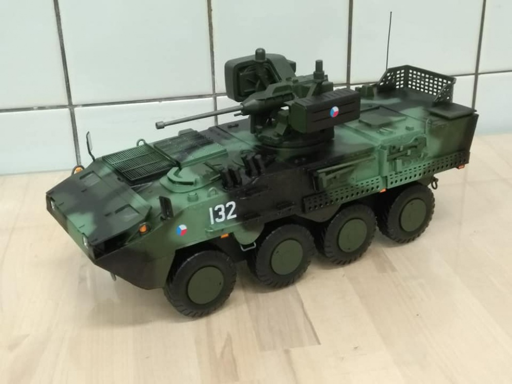 351298
