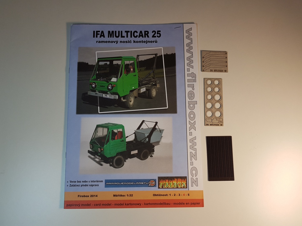 IFA Multicar 25 ramenový nosič kontejnerů (Plná velikost v novém okně) IFA Multicar 25 ramenový nosič kontejnerů